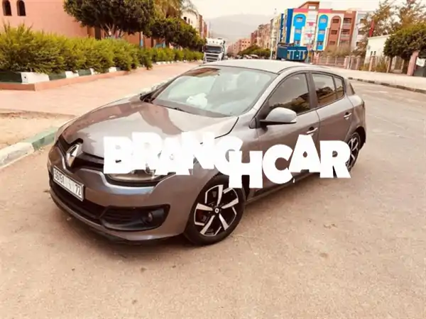 فرصة ذهبية بالصويرة: رينو ميغان 3 موديل 2016...
