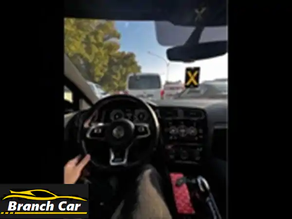 فولكس فاجن جولف 7 للبيع في الكويت | أناقة، عملية وأداء استثنائي بمدينة الكويت!