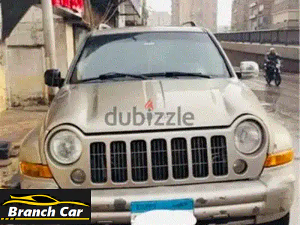 🔥 فرصة لا تعوض: جيب ليبرتي 2005 أسود ✨ أول مالك بحالة الوكالة! للبيع الآن