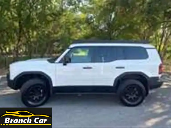 اكتشف تويوتا لاندكروزر 2025 الجديدة كليًا للبيع في دبي | فخامة وأداء لا يضاهى