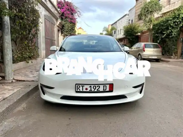 تسلا موديل 3