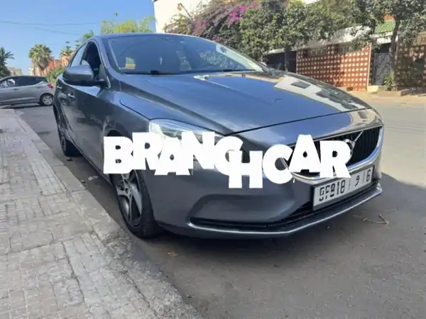 فرصة ذهبية: فولفو V40 ديزل أوتوماتيك 2019 بالدار البيضاء...