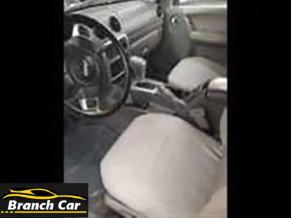 جيب ليبرتي 2005 للبيع بالتجمع: مغامرة تنتظرك في القاهرة الجديدة! 🚙