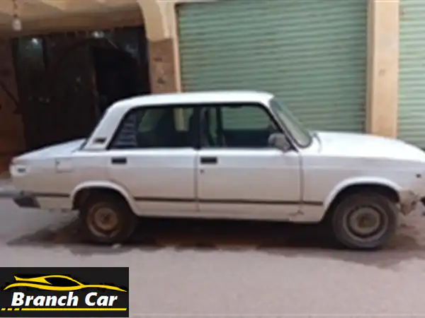 لادا 2107 موديل 2004 للبيع | جاهزة للطريق: كاوتش وبطارية جدد!