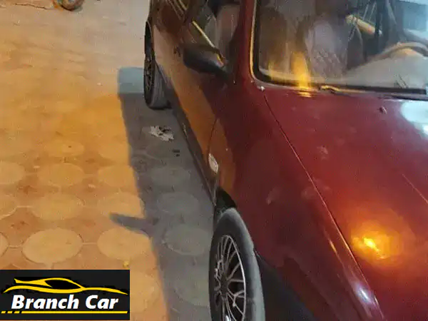 فورد فييستا 2000 حمراء: زيرو دواخل، رخصة سنتين ونص...