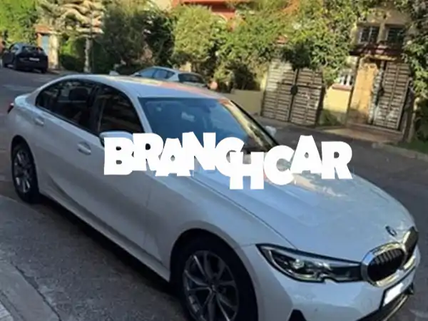 امتلك الفخامة الألمانية: BMW 318d 2020 حزمة رياضية - مالك أول 45 ألف كم!