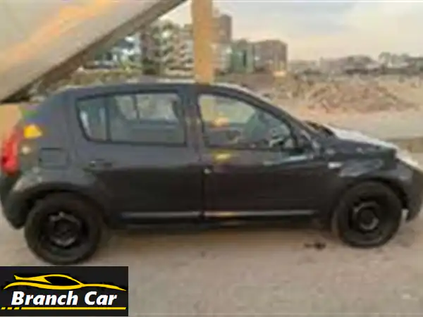 رينو سانديرو 2014 فبريكا دواخل: نظافة مثالية...