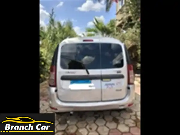 رينو MCV 2010 للبيع: فابريكة دواخل، صيانة حديثة، لا تحتاج لمصاريف (كاملة كهرباء) - فرصة!