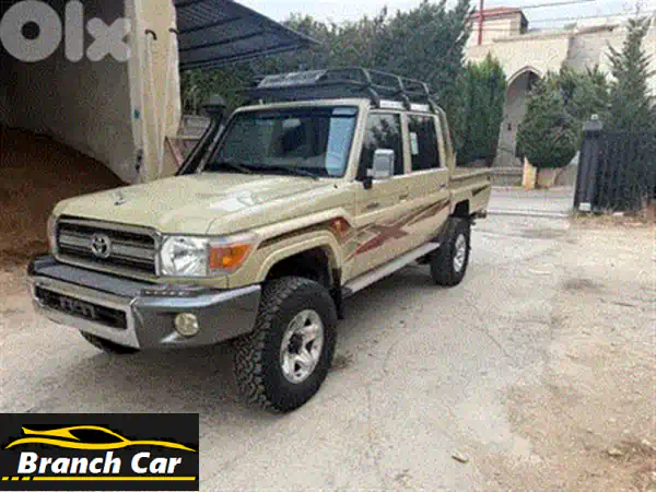 فرصة لا تعوض: تويوتا لاندكروزر 2008 سوداء - نظافة استثنائية وجاهزة للمغامرة!