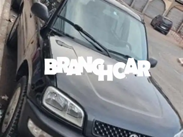 تويوتا RAV4 موديل 1999/2000 بحالة المصنع | دفع رباعي لم...