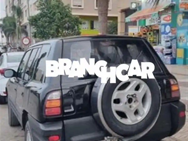 تويوتا RAV4 موديل 1999/2000 بحالة المصنع | دفع رباعي لم يسبق له حادث بسعر مغرٍ!