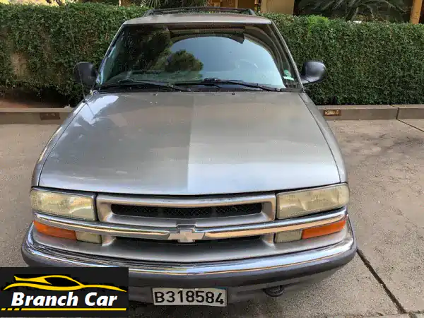 للبيع: شفروليه بليزر 1998 الفضية – V6، دفع رباعي،...