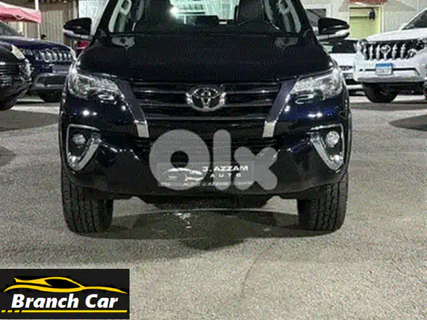 فرصة لا تعوض: تويوتا فورتشنر 2017 V6 أسود - 70 ألف كم - بحالة الوكالة وبدون حوادث!