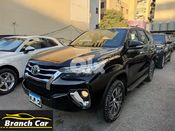 فرصة لا تعوض: تويوتا فورتشنر 2017 V6 أسود - 70 ألف كم -...