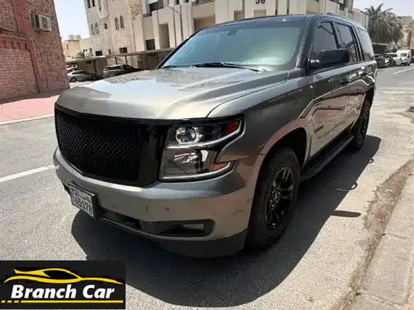 لكزس ISF 2023 فضي في الكويت: أطلق العنان للقوة الفخمة...