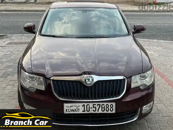 للبيع: كيا موهافي 2011 الفضية الفاخرة V6 | دفع رباعي...