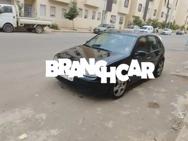 فولكس فاجن جولف 4 موديل 2000: الأسطورة بحالة 10/10! محرك 110...