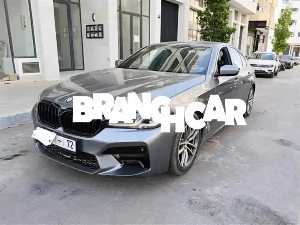 BMW الفئة الخامسة G30 2017 للبيع - يد أولى، فخامة...