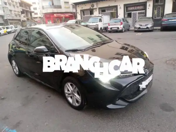 فرصة ذهبية: تويوتا كورولا هايبرد 2021 | كفاءة وقود لا تُضاهى، 84 ألف كم!