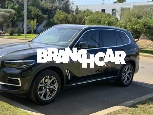 BMW X5 Restyle 25D فل أوبشن للبيع | صيانة وكالة | بانوراما 360...