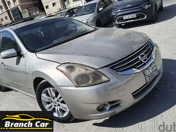 فرصة ذهبية! نيسان ألتيما 2010 (2.5 S) فل أوبشن - فتحة سقف، بصمة، صيانة ممتازة وتأمين 9 أشهر