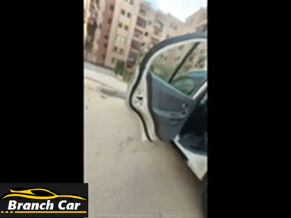 هيونداي فيرنا 2011 حمراء مميزة | غاز طبيعي |...