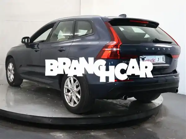 فولفو XC60 2018 D4 Momentum | 85 ألف كم | أوتوكليك: ثقة وجودة