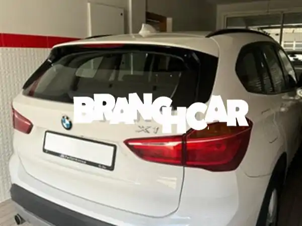 مركبة BMW x12017 في حالة جيدة جدا