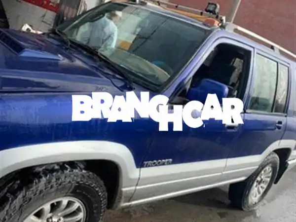 فرصة لا تعوض! إيسوزو تروبر 2000 بحي النهضة - جيب اعتمادية بعداد 120 ألف كم فقط! | سعر لا يصدق