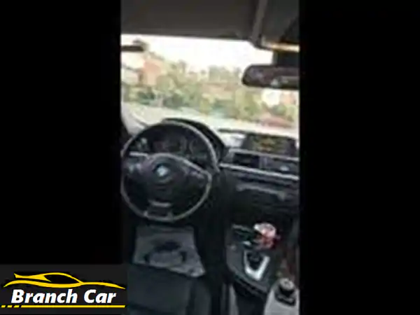 فرصة ذهبية: بي ام دبليو 320i موديل 2015 حالة نادرة - مالك أول وصيانات منتظمة!