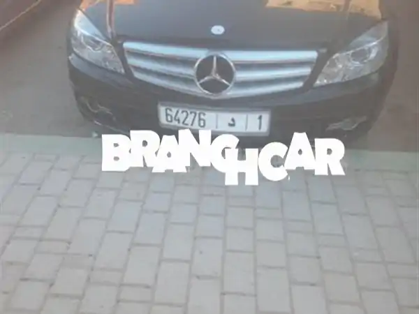 امتلك الفخامة: مرسيدس بنز C-Class 2011 أوتوماتيك للبيع...