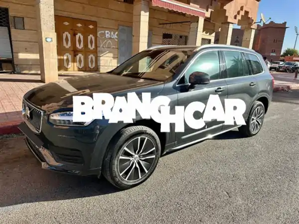 فرصة استثنائية: فولفو XC90 B5 موديل 2021 - ديزل مايكروهايبرد، 87 ألف كم، صيانة وكالة، مالك فردي!