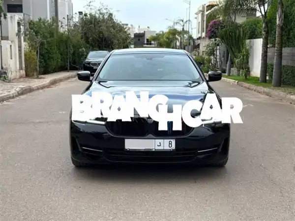 BMW الفئة الخامسة ديزل Signature للبيع | 30 ألف كم فقط |...