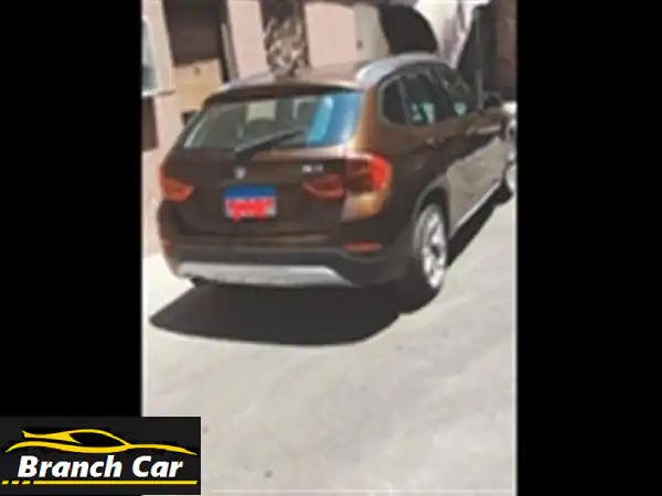 BMW X1 2013 استثنائية: فبريكة بالكامل (رفرف وكبوت نظافة)...