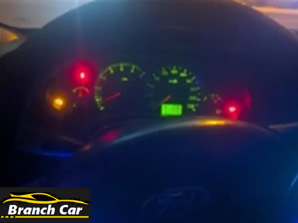 فورد فوكس 2005 أتوماتيك كاملة: فبريكا دواخل، رخصة 2027 وعداد شرعي! فرصة استثنائية