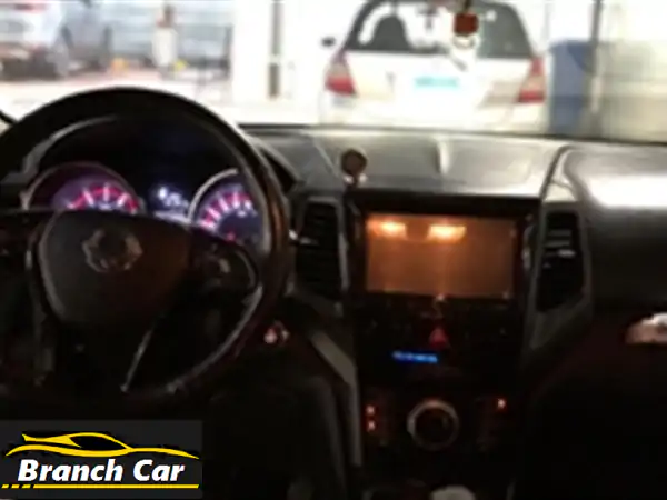 فرصة ذهبية: سانج يونج تيفولي XLV 207 فبريكا بالكامل - أعلى فئة بفتحة سقف وشاشة تاتش!