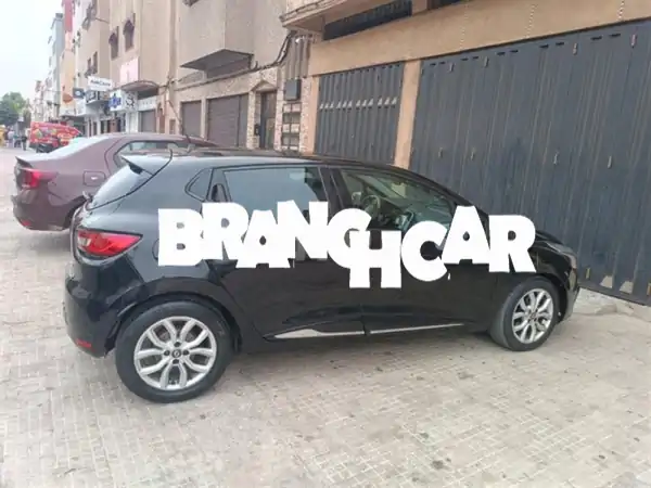 فرصة العمر: رينو كليو 4 أوتوماتيك 2017 اليد الأولى – أناقة، اقتصاد، وقيادة لا تُنسى!