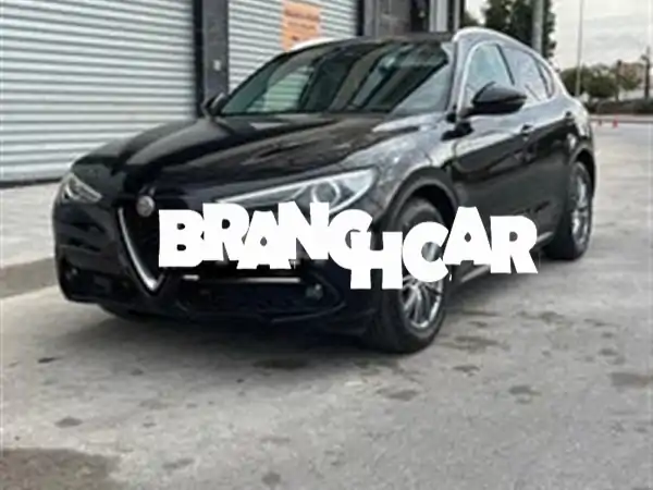 امتلك الأداء الإيطالي: ألفا روميو ستيلفيو 2018 للبيع |...