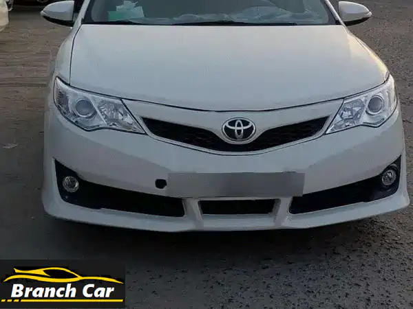 تويوتا كامري 2012 GLX أبيض للبيع عاجل - فرصة لا...