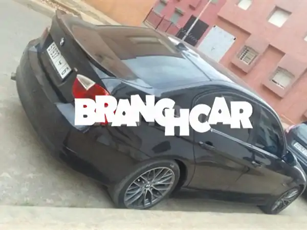 فرصة العمر: بي إم دبليو الفئة الثالثة 2006 أوتوماتيك...