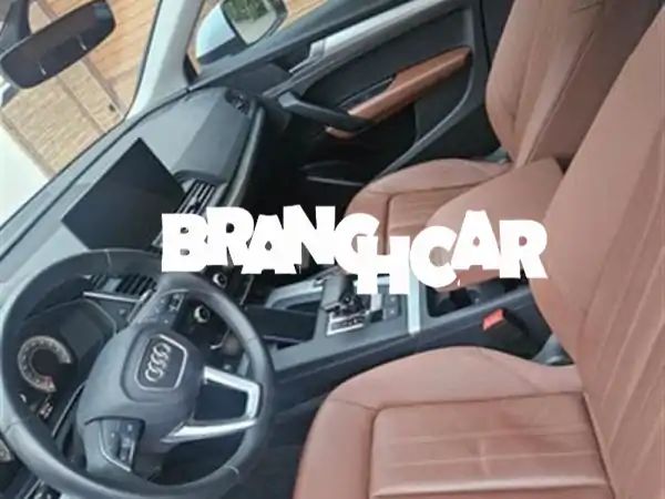 أودي Q5 4x4 ديزل (204 حصان) بأكادير | 45 ألف كم | فخامة وقوة تنتظرك!