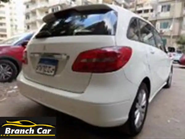 فرصة ذهبية بالإسكندرية: مرسيدس B 200 موديل 2014 - فخامة، أمان، وأداء ألماني!