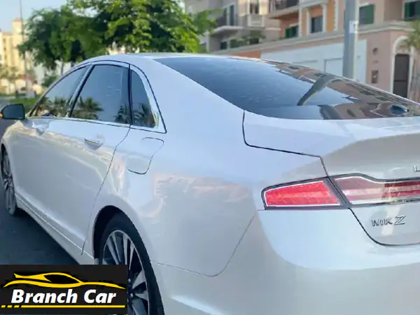 امتلك الفخامة الآن: لينكولن MKZ | 80 ألف كم فقط | سيدان فاخرة بحالة استثنائية!