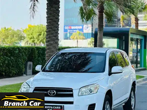 فرصة لا تعوض: تويوتا راف 4 2011 بيضاء – مالك واحد،...