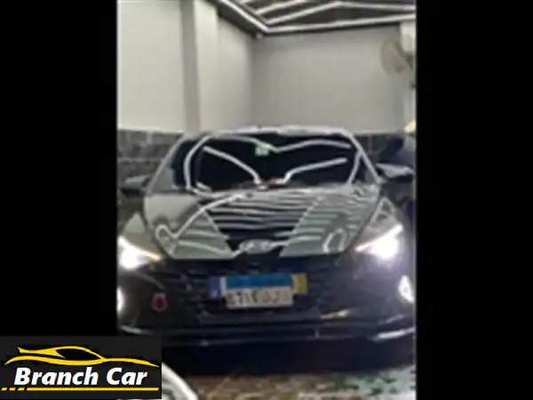 امتلك هيونداي إلنترا CN7 2021: فبريكا، بصمة،...