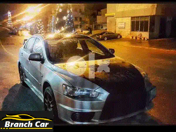 مرسيدس بنز SLK 2002 سوداء: أناقة كلاسيكية بحالة الوكالة - بدون حوادث!