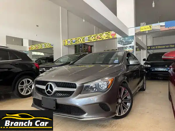 مرسيدس CLA250 2018 4MATIC | فل أوبشن | كارفاكس نظيف | رمادي أنيق