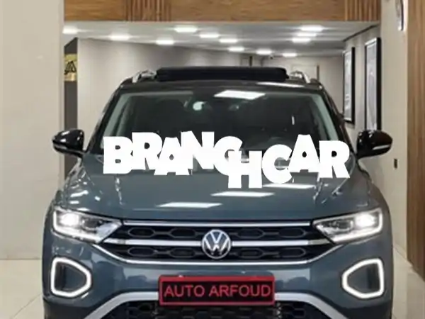 امتلك الأناقة والقوة: فولكس فاجن T-Roc 2023 أوتوماتيك |...