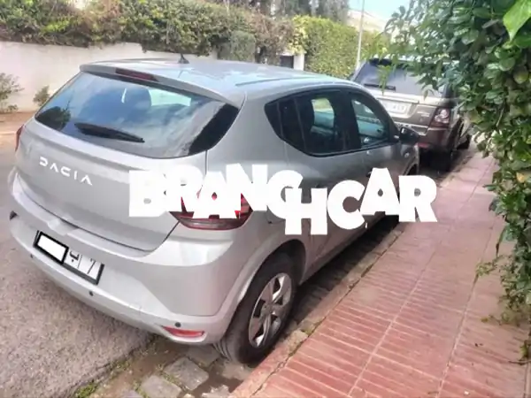 فرصة نادرة: داسيا سانديرو 2023 ديزل كالجديدة | 26 ألف كم فقط | مالك أول | الدار البيضاء من KIFAL AUTO