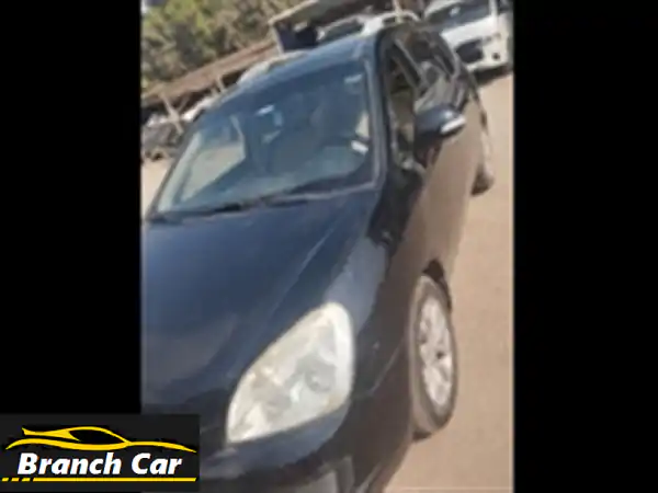 كيا كارينز 2011 للبيع: فابريكا دواخل | أمان وراحة عائلية بسعر مغرٍ!